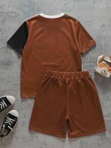 Vacaura 2 piezas/Set Camiseta de cuello redondo con diseño de bloques de color y patchwork para niños, cómoda y de moda para uso diario, escuela, deportes - Marrón - Ver 3