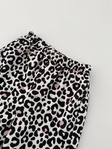 THE HAPPY LOOK 2pcs Young Girl Leopard Print Knit Soft Crew Neck Long Sleeve Pullover Sweatshirt And Elastic Waist Jogger Pants Set - Apricot - View 6