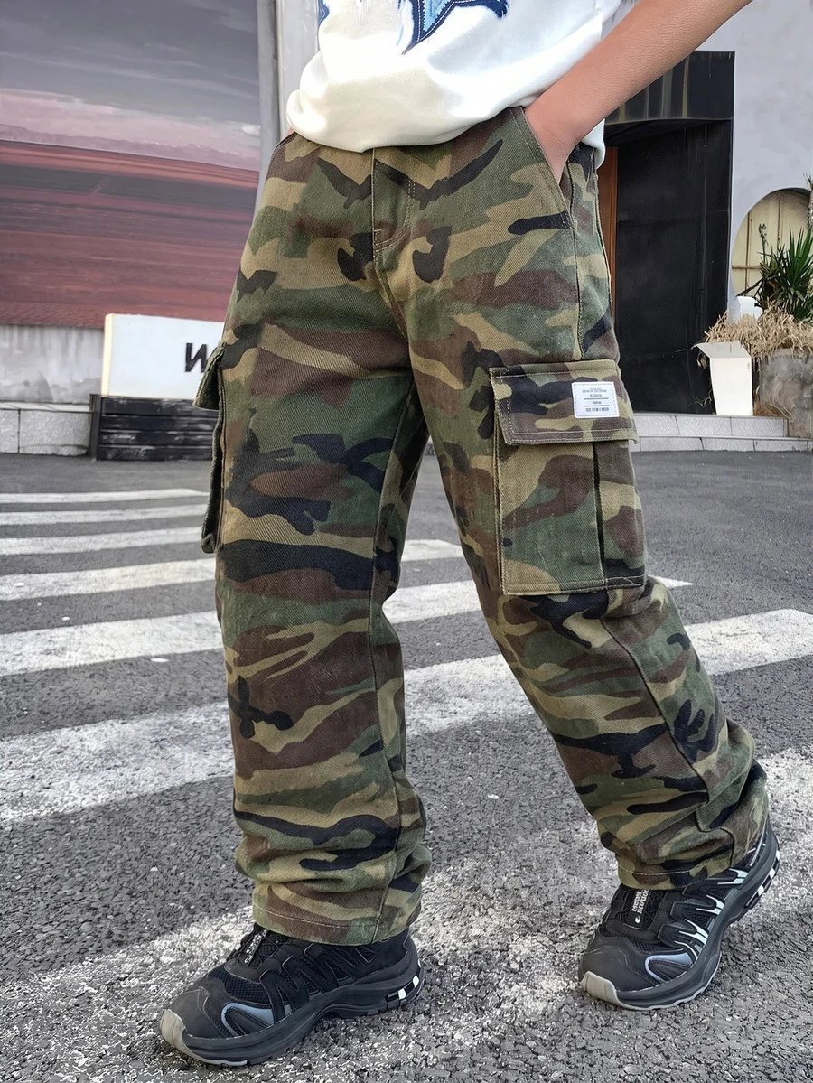 SHEIN Kids Tween Boy Fashion And Casual Loose-Pocketed Camouflage Loose Jeans Black To School - Army Green - View 1
