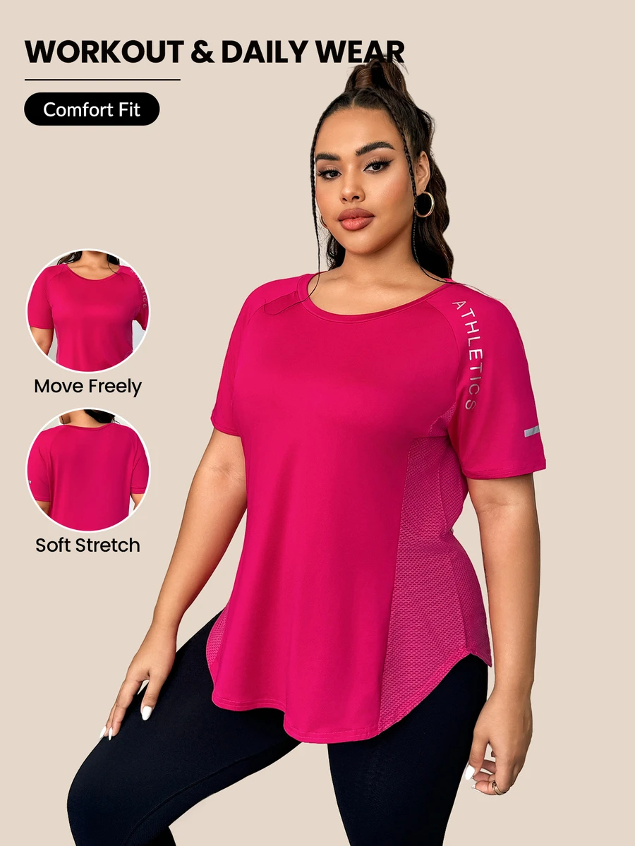 SHEIN Rhythm Era قميص رياضي قصير الأكمام بطباعة حرفية للنساء ذوات الحجم الكبير