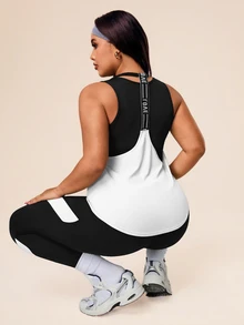 SHEIN Rhythm Era Plus Size Women Minimalist Solid Tank Top & Striped Contrast Trim Fitted Leggings 3 Piece Sports Set - Black and White - View 2