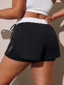 SHEIN Rhythm Era Celana Pendek Olahraga Wanita Ukuran Plus dengan Desain Blok Warna dan Tali Serut di Pinggang - Hitam dan Putih - View 3