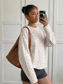 SHEIN Sparklyn تي شيرت طويل الأكمام بطبعة نمر كاملة للبنات، ياقة دائرية وأكتاف منسدلة وقصة فضفاضة قصيرة، طبقة داخلية أساسية كاجوال للمراهقات - متعدد الألوان - مشاهدة 1