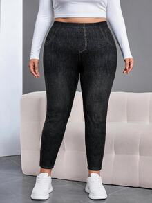 SHEIN CURVE+ سروال ضيق نسائي بمقاسات كبيرة، بطبعة تأثير الجينز، خصر عالي مرن مع خياطة متباينة، مناسب للمقاسات الكبيرة 5XL-8XL - الأسود - مشاهدة 3