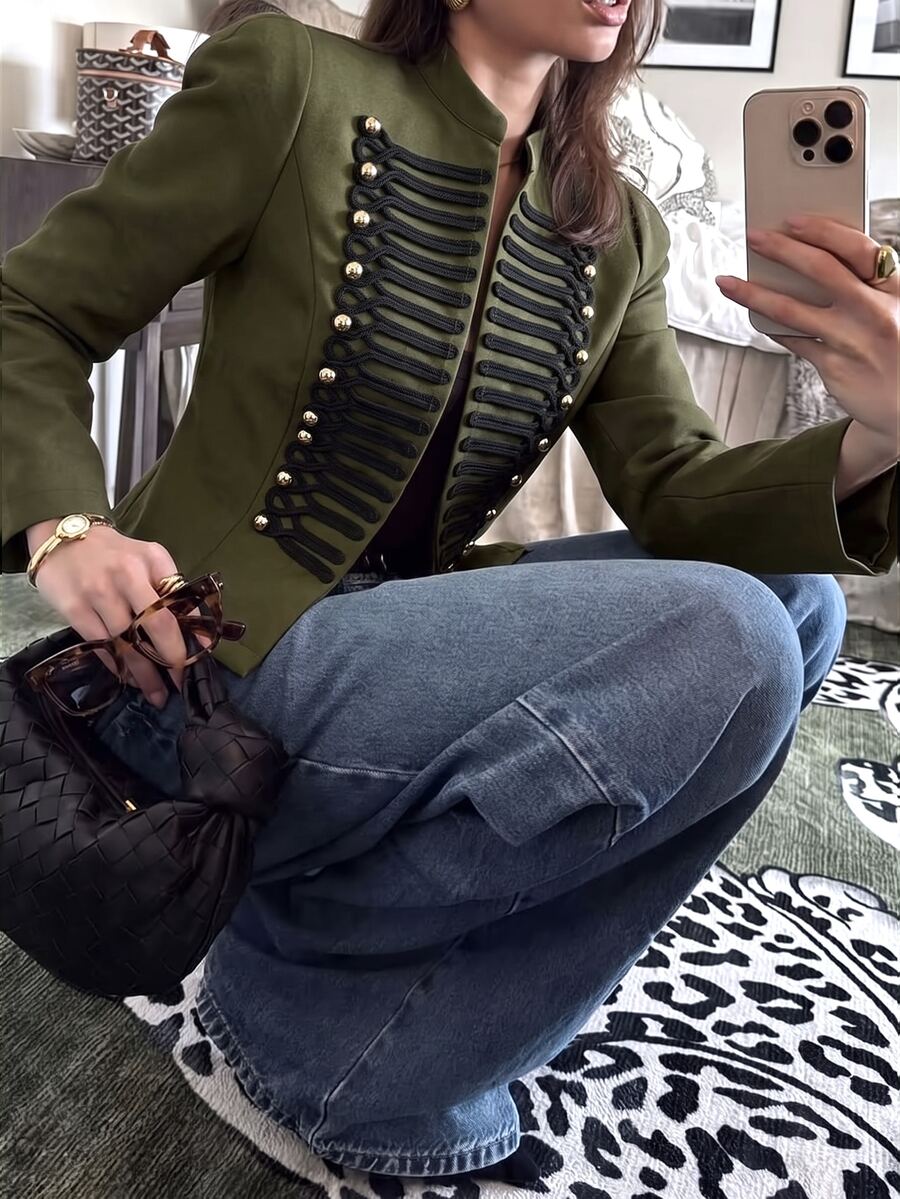 SHEIN PariChic 女款優雅青蛙鈕扣小V領黑色夾克 - 軍綠色 - 查看 1