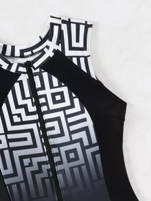 Swim SPRTY 1pc Plaid Ombre Print Front Zipper Side Black Splice Design Sports Inspired One-Piece Swimsuit For Summer Beach Vacation - Black - View 8