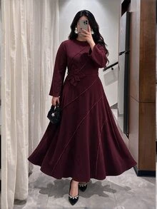 Modelyn Plus Size Lace Patchwork Long Sleeve Maxi Evening Dress, Square Neck Ruched Black Formal Gown, Elegant Dress For Wedding Guest, Banquet & Fall Party - Burgundy - View 4
