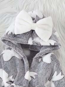 SHEIN 秋冬雙面法蘭絨蝴蝶結印花女嬰新生兒浴袍/睡袍 - 灰色 - 查看 4