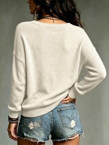 SHEIN Sweater Warna Polos Kerah V dengan Kancing dan Lengan Panjang - Aprikot - View 2