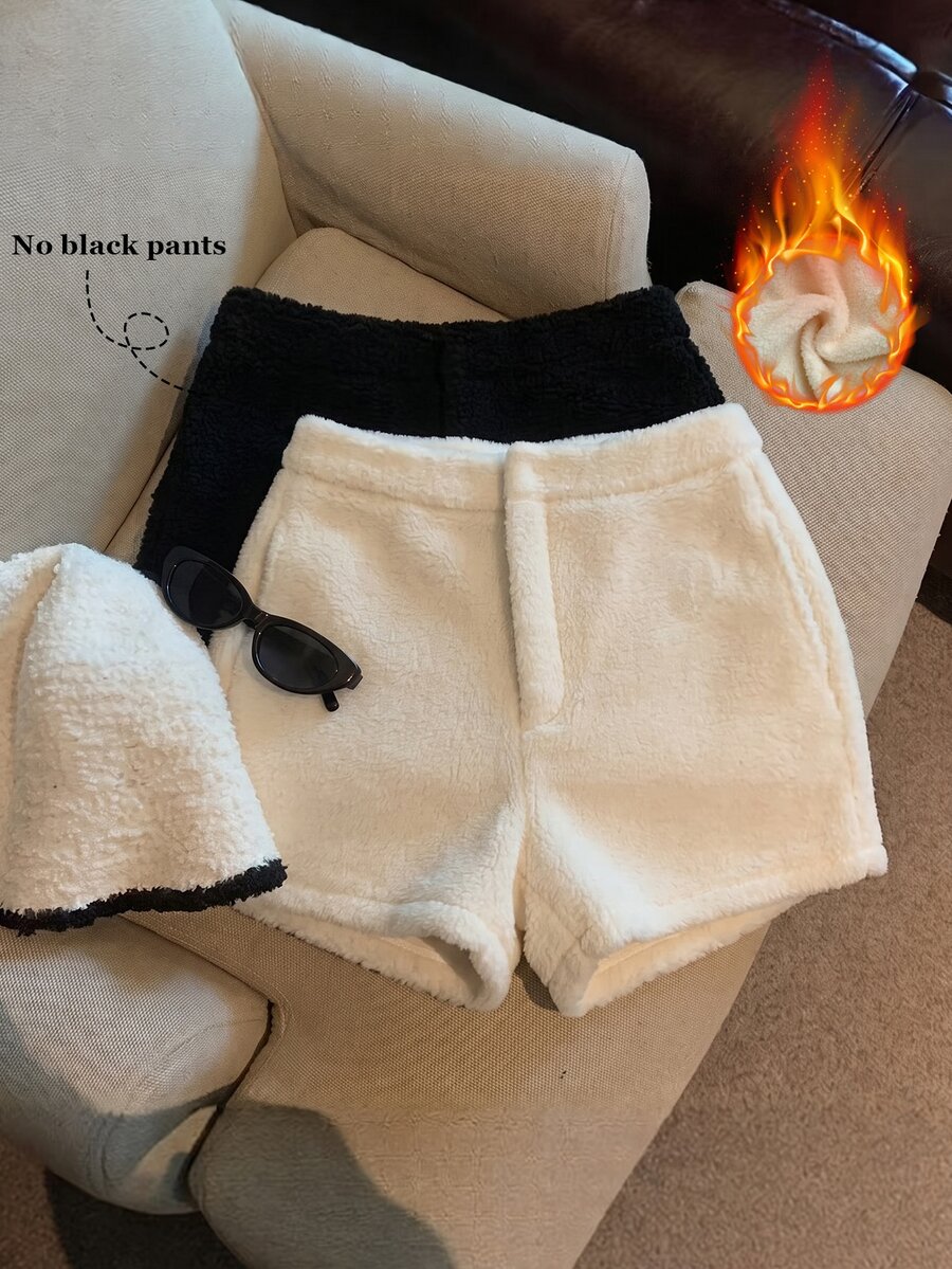SHEIN Franclia 女士秋冬毛絨短褲,高腰設計可提升腰線並優化身材比例,短版剪裁顯腿長 - 白色 - 查看 1