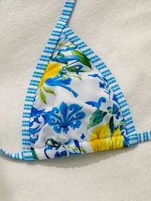 SHEIN Swim Swim Mod 热销新品优雅波西米亚复古风三合一比基尼套装，性感可爱泳装，活力蓝白撞色，柠檬和玛瑙瓷砖印花，三角挂脖上衣，性感丁字裤，高腰平角短裤，可变换多种穿搭方式，Y2K 辣妹风，完美适用于夏季海滩度假、泳池派对、日光浴、游泳、音乐节以及打造时尚摩登度假氛围。 - 彩色 - 查看 7