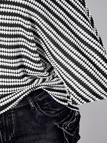 SHEIN ICON Plus Size Vintage Y2K Knit Ribbed Ribbed Casual Asymmetric Neck T-Shirt - Black and White - View 8