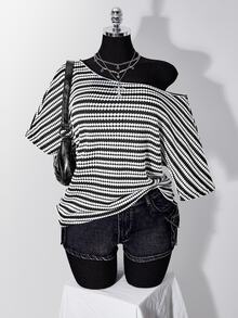 SHEIN ICON Plus Size Vintage Y2K Knit Ribbed Ribbed Casual Asymmetric Neck T-Shirt - Black and White - View 2