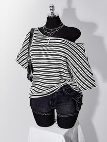 SHEIN ICON Plus Size Vintage Y2K Knit Ribbed Ribbed Casual Asymmetric Neck T-Shirt - Black and White - View 7