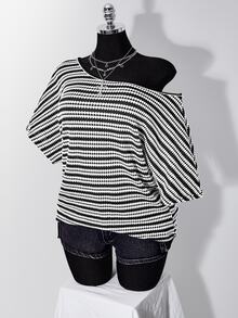 SHEIN ICON Plus Size Vintage Y2K Knit Ribbed Ribbed Casual Asymmetric Neck T-Shirt - Black and White - View 5