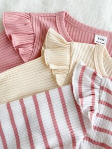 SHEIN Vintaside Kids 3件組女嬰T恤長褲套裝，甜美粉色奶油色羅紋，荷葉袖長袖圓領，休閒款，適合假期、秋季、生日，芭蕾風 - 彩色 - 查看 13