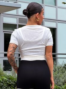 SAYEHFBABY 女士春夏运动露脐上衣，系带前襟，短袖，竹纤维面料，时尚百搭，适合日常休闲穿着、跑步、瑜伽、健身、网球、高尔夫等运动。 - 白色 - 查看 2