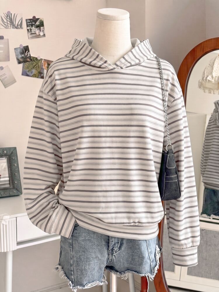SHEIN Sparklyn Girls Gray Striped Hooded Sweatshirt, Loose Lazy Pullover Top, Casual Versatile Long Sleeve Sweatshirt For Teenagers Daily Wear - Multicolor - View 3