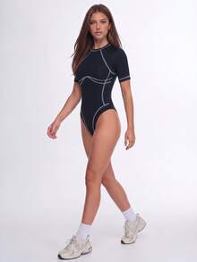 Easithlete Easithlete Jumpsuit Olahraga Kasual Lengan Pendek Raglan Wanita - Hitam dan Putih - View 5