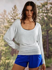 Exploreva Atasan Olahraga Outdoor Wanita Warna Polos Potongan Longgar Kerah Scoop Lebar Lengan Panjang - Light Grey - View 5