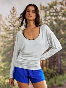 Exploreva Atasan Olahraga Outdoor Wanita Warna Polos Potongan Longgar Kerah Scoop Lebar Lengan Panjang - Light Grey - View 4