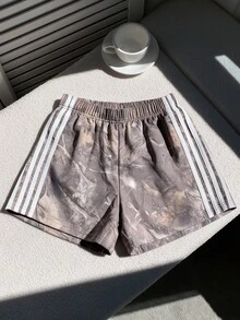 SHEIN 1pc Shorts With 4 White Stripe Sides, Classic Cool Withered Tree Branch Print, Suitable For Outing And Travel - Multicolor - View 5