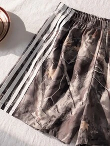 SHEIN 1pc Shorts With 4 White Stripe Sides, Classic Cool Withered Tree Branch Print, Suitable For Outing And Travel - Multicolor - View 6