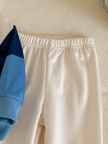 SHEIN Vintaside Kids 2件組 幼兒男童運動衫＋慢跑長褲套裝，可愛藍米色拼接熊貼布，羅紋長袖圓領加厚款，適合戶外秋冬假期穿著 - 藍色 - 查看 5