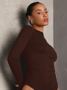 SHEIN BAE Bodysuit Wanita Warna Polos Nyaman Rajut Lengan Panjang Minimalis dengan Detail Kerut dan Potongan Ramping, Serbaguna untuk Pakaian Kasual Sehari-hari, Musim Gugur - Merah tua - View 7