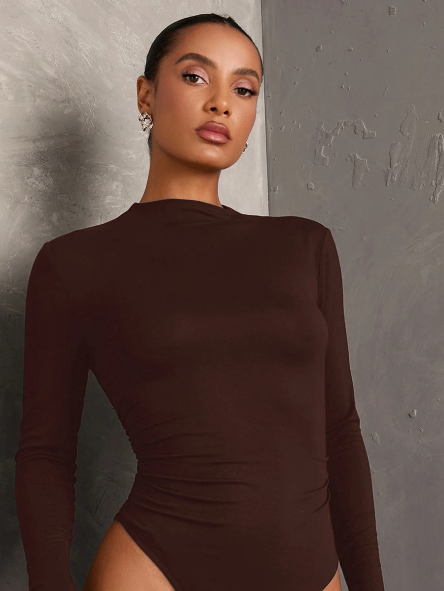 SHEIN BAE Bodysuit Wanita Warna Polos Nyaman Rajut Lengan Panjang Minimalis dengan Detail Kerut dan Potongan Ramping, Serbaguna untuk Pakaian Kasual Sehari-hari, Musim Gugur - Merah tua - View 1