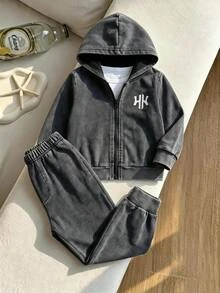 SHEIN Mirajuku 男童運動衫套裝，秋冬新款長袖連帽運動衫與長褲2件套，黑色連帽白色對比拉鍊運動衫配白色條紋拼接，黑色長褲，舒適休閒套裝，適合日常穿著、居家穿著、兄弟裝 - 黑色 - 查看 2