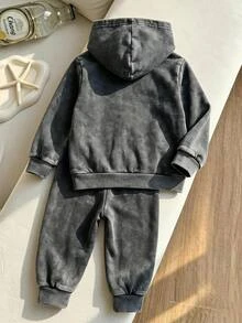SHEIN Mirajuku 男童運動衫套裝，秋冬新款長袖連帽運動衫與長褲2件套，黑色連帽白色對比拉鍊運動衫配白色條紋拼接，黑色長褲，舒適休閒套裝，適合日常穿著、居家穿著、兄弟裝 - 黑色 - 查看 3
