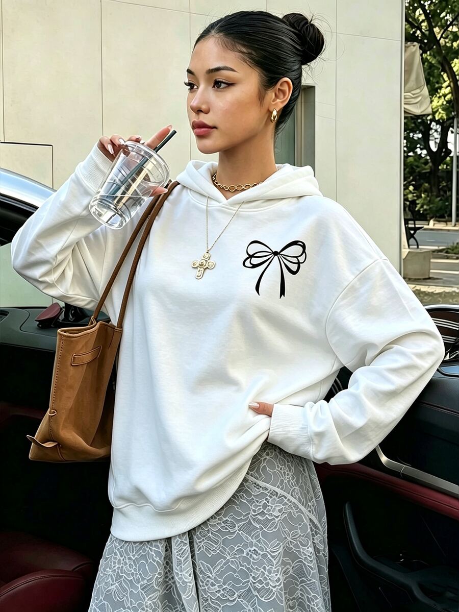 SHEIN Teen Girl Bowknot Design Sweatshirt, Casual Cute Comfortable Minimalist Loose Fit Top, Suitable For Autumn/Winter White Sweatshirt School Sixth Form - White - View 1