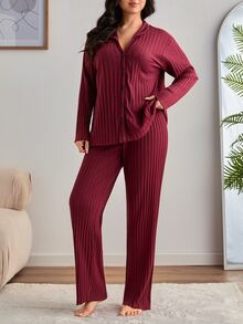 SHEIN مجموعة بيجامة منزلية مريحة من قطعتين للنساء كبيرات الحجم، قميص طويل الأكمام وبنطال طويل من القطن المحبوك بتفاصيل أزرار وتباين لون البرغندي - عنابي اللون - مشاهدة 5