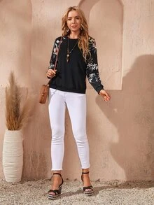SHEIN LUNE Floral Panel Raglan Sleeve Sweatshirt,Long Sleeve Tops In Fall/Winter - Black - View 3