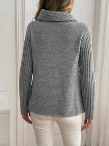 Louniche Sweater Wanita Lengan Panjang dengan Desain Kerah Model Cowl yang Elegan - Grey - View 2