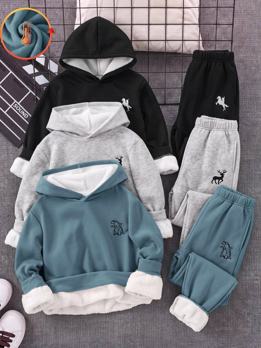 SHEIN 3件組買2送1兒童青少年男孩休閒百搭保暖內裡加厚連帽衛衣,黑色連帽衛衣、藍色連帽衛衣、麻灰色連帽衛衣,百搭上衣,適合秋冬、學校、運動、秋季穿搭、冬季穿搭 - 彩色 - 查看 1