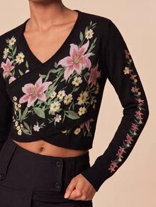 Travachic Sweater Wanita Model Crop dengan Motif Bunga dan Lengan Panjang Silang - Hitam - View 6