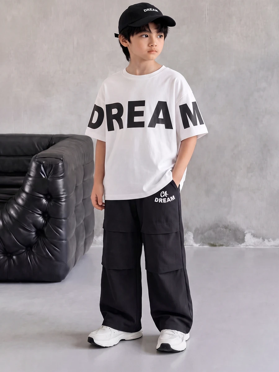 SHEIN 青少年男孩字母印花短袖T恤與長褲休閒日常2件套 - 彩色 - 查看 1