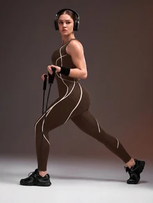 Powerista Women's Black Contrast Stitching Seamless Sports Tank Top & 9/10 Length Tight Leggings Set - Brown - View 8