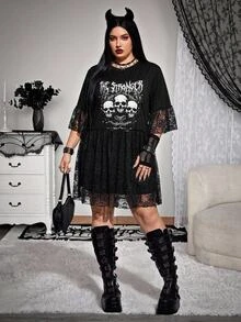 SHEIN CURVE+ Plus Size Retro Sexy Dark Gothic Millennial Style Y2K Individual Street Style Avant-Garde Punk Skull Pattern Lace Patchwork Black Loose T-Shirt Dress - Black - View 3