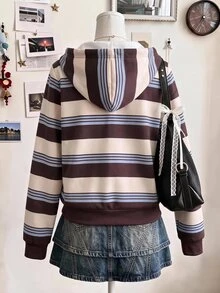 SHEIN EZwear 女款復古學院風條紋連帽衛衣，秋冬新品，彩色條紋印花，單拉鍊夾克衛衣，戶外休閒度假穿搭 - 彩色 - 查看 2