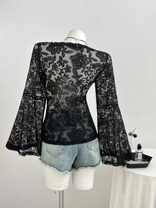 Elamini Blus Seksi Wanita Leher V dengan Motif Bunga dan Renda, Lengan Lonceng - Hitam - View 2