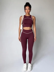 SHEIN Velisys Setelan Olahraga Wanita: Tank Top Tanpa Punggung dan Legging - Burgundy - View 3