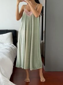 DAZY 女款蕾絲拼接細肩帶無袖長洋裝睡裙 - 綠色 - 查看 5