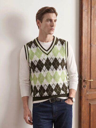 Manfinity CityGents Men's Diamond Pattern V-Neck Casual Knit Vest