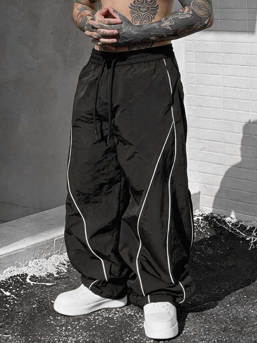 SLATEMANN Men Black Long Pants, Loose Streetwear Casual Pants, Letter Stripe Parachute Pants, Goth - Black - View 1