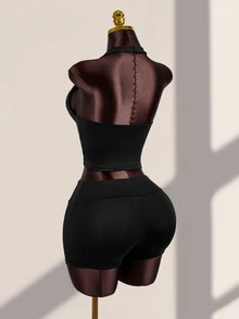 Cévolie Deep V-Neck Backless Halter Top And Shorts Sports Set - Black - View 4