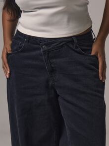 MUSERA Black Denim Cross Waist Detail Mid Rise Jeans Casual Cool Basic Fall Winter Autumn - Black - View 3