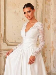 Aureia Elegant Formal Luxurious Beaded Diamond Embellished Elastic Lace Patchwork Satin Ruched Oversized Skirt With Train Wedding White Fall - Beige - View 9